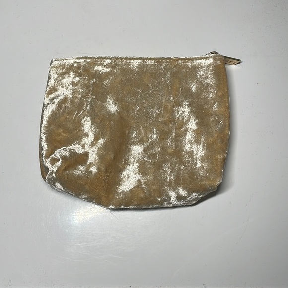 Thymes Handbags - Thymes Gold Crushed Velvet Cosmetic Bag Makeup Pouch Travel Organizer 5x6